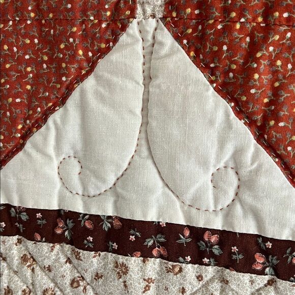 Vintage Quilt Table Runner - Picture 7 of 7